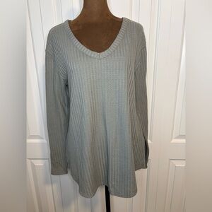 Chaser Light Dusty Sage V-Neck Waffle Knit Long Sleeve Top Size Medium NWOT